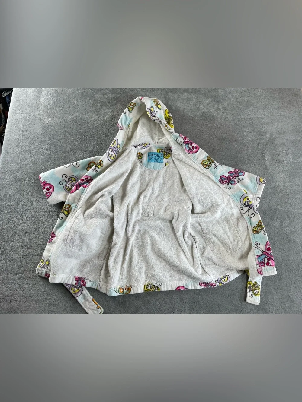 Girls Butterflies Robe Cover Up Bathrobe Kids Girls Size Medium 100% Cotton
